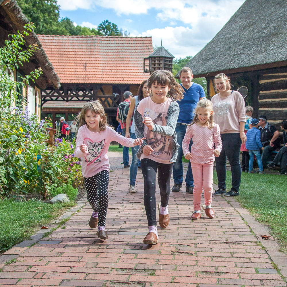 Freilandmuseum Lehde, Holzpantinen Foto: Peter Becker