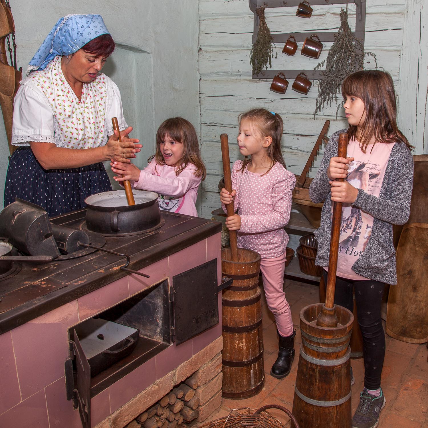 Sommerküche-Butterfass_Freilandmuseum Lehde